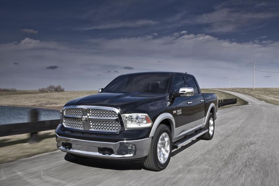  Dodge Ram 1500 2013 года  (фото 50 из 106)
